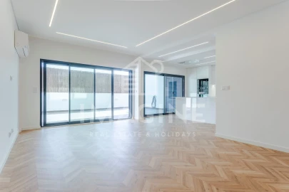 Apartamento T3 para Venda em União das Freguesias de Setúbal