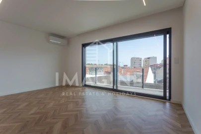 Apartamento T3 para Venda em União das Freguesias de Setúbal