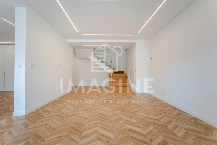 Apartamento T3 para Venda em União das Freguesias de Setúbal Foto 7