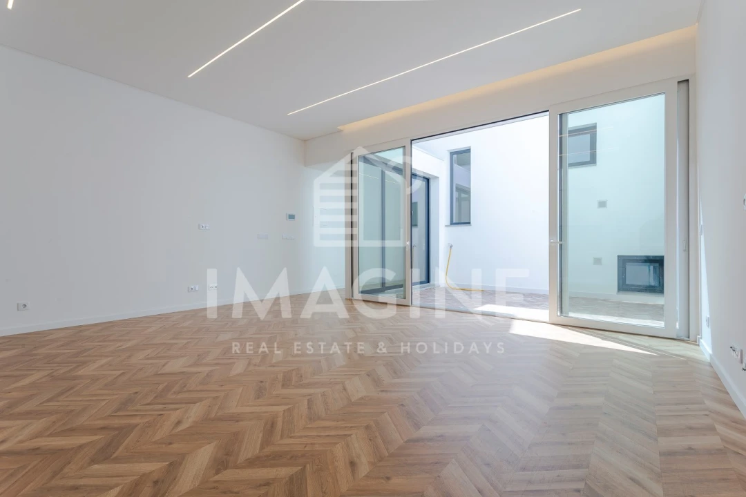 Moradia T3 para Venda em União das Freguesias de Setúbal Foto 3