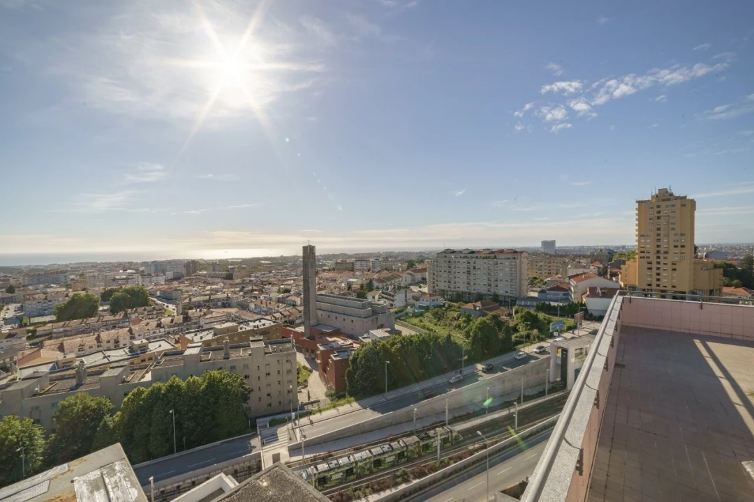 Apartamento T4 para Venda em Mafamude e Vilar do Paraíso Foto 3