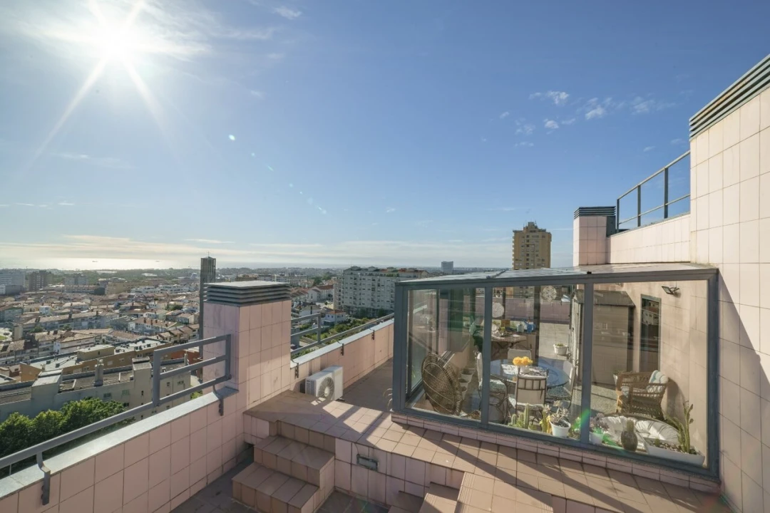 Apartamento T4 para Venda em Mafamude e Vilar do Paraíso Foto 6