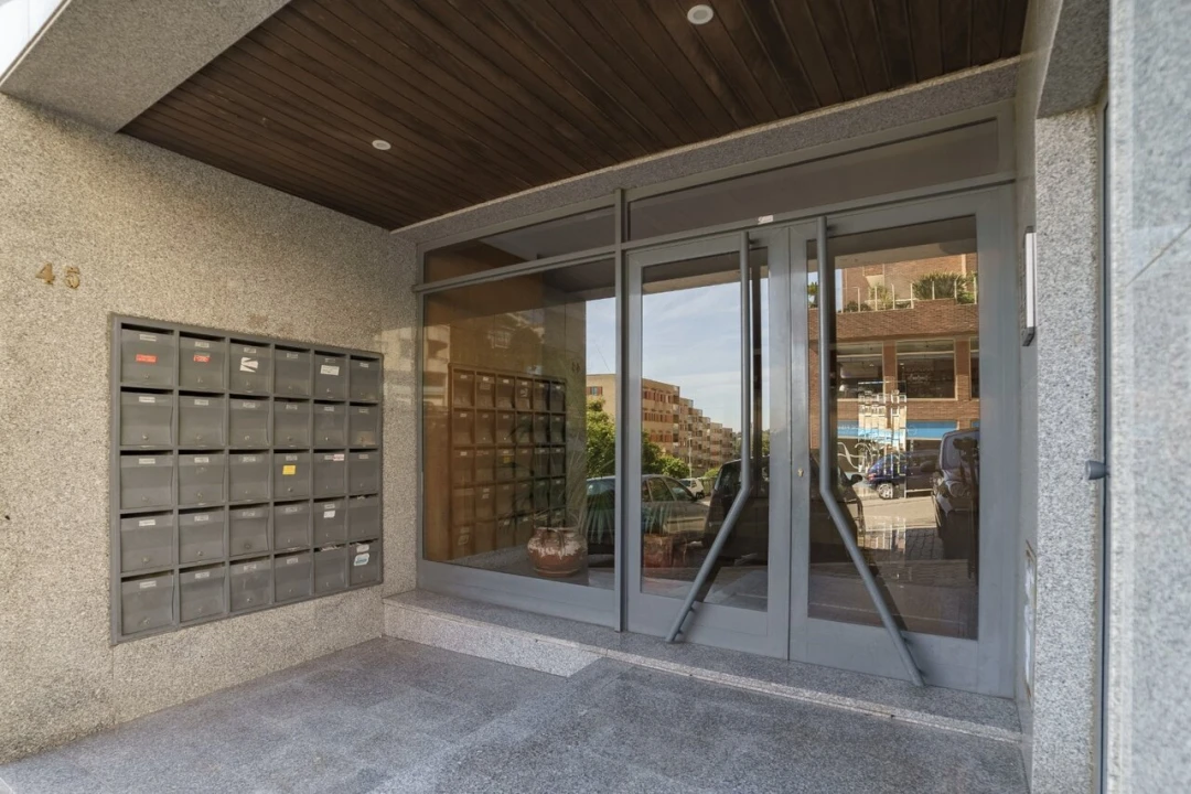 Apartamento T4 para Venda em Mafamude e Vilar do Paraíso Foto 36