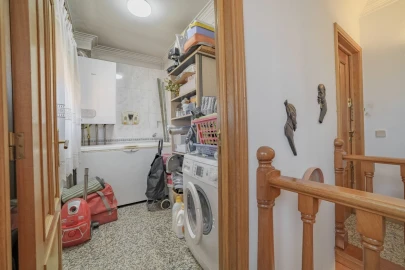 Apartamento T4 para Venda em Mafamude e Vilar do Paraíso
