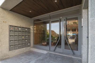 Apartamento T4 para Venda em Mafamude e Vilar do Paraíso