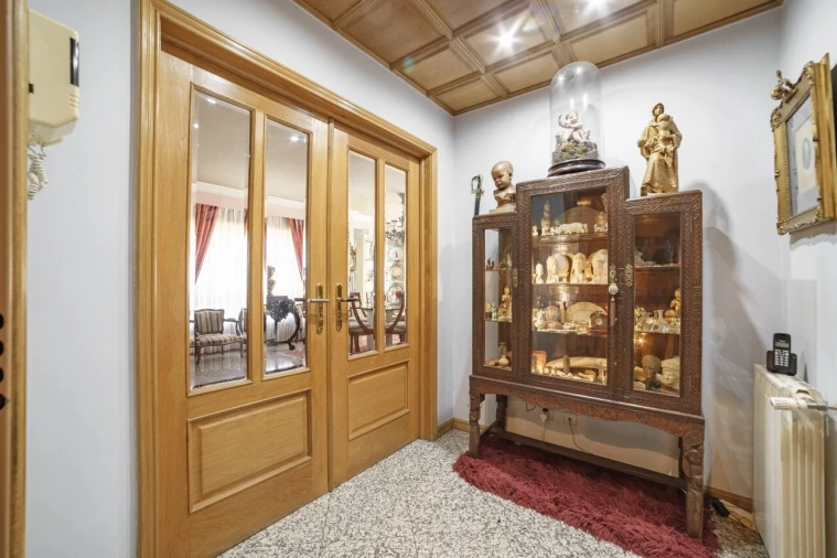 Apartamento T4 para Venda em Mafamude e Vilar do Paraíso Foto 33