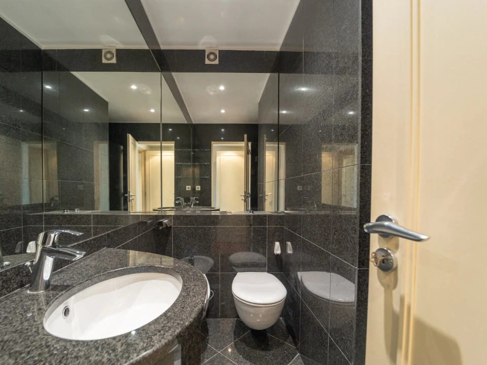 Moradia T4 para Venda em Aldoar, Foz do Douro e Nevogilde Foto 27