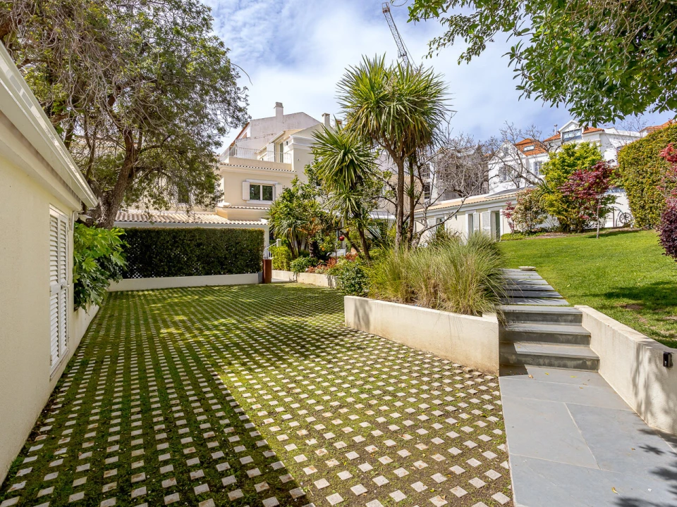 Moradia T5 para Venda em Cascais e Estoril Foto 31