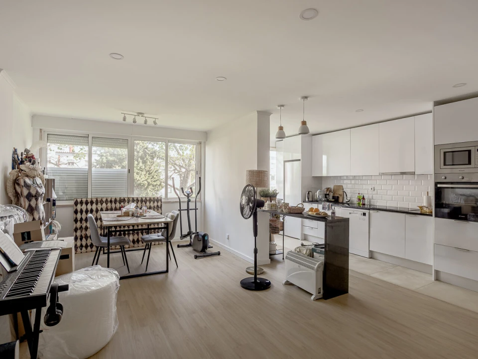 Apartamento T2 para Venda em Oeiras e São Julião da Barra, Paço de Arcos e Caxias Foto 1