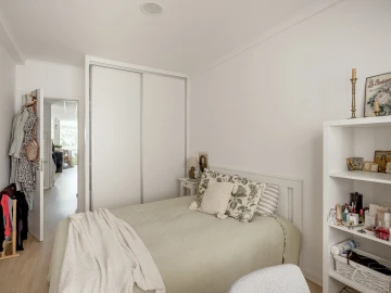 Apartamento T2 para Venda em Oeiras e São Julião da Barra, Paço de Arcos e Caxias