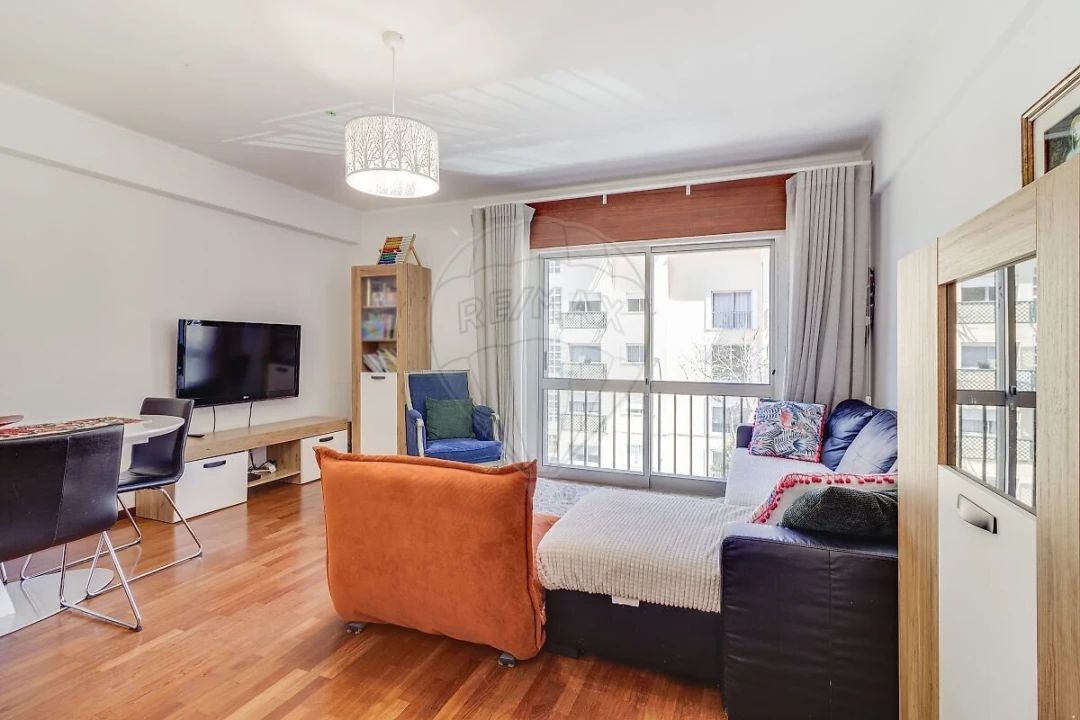 Apartamento T3 para Venda em Oeiras e São Julião da Barra, Paço de Arcos e Caxias Foto 2