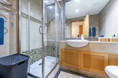 Apartamento T3 para Venda em Carnaxide e Queijas