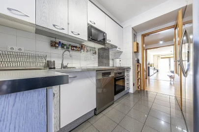 Apartamento T3 para Venda em Carnaxide e Queijas