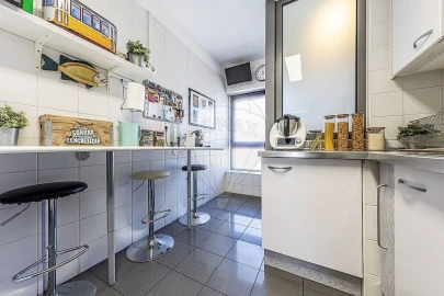Apartamento T3 para Venda em Carnaxide e Queijas