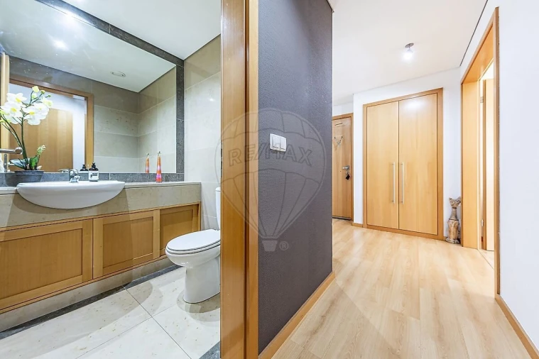 Apartamento T3 para Venda em Carnaxide e Queijas Foto 14