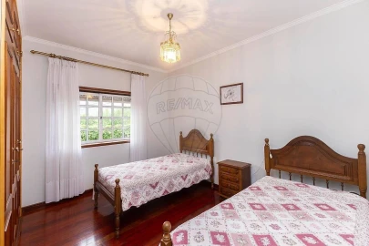 Moradia T3 para Venda em Moreira do Rei e Várzea Cova