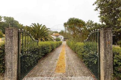 Moradia T3 para Venda em Moreira do Rei e Várzea Cova