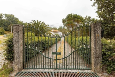 Moradia T3 para Venda em Moreira do Rei e Várzea Cova