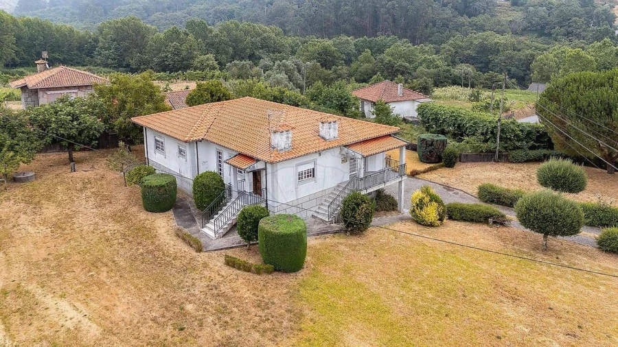 Moradia T3 para Venda em Moreira do Rei e Várzea Cova Foto 3