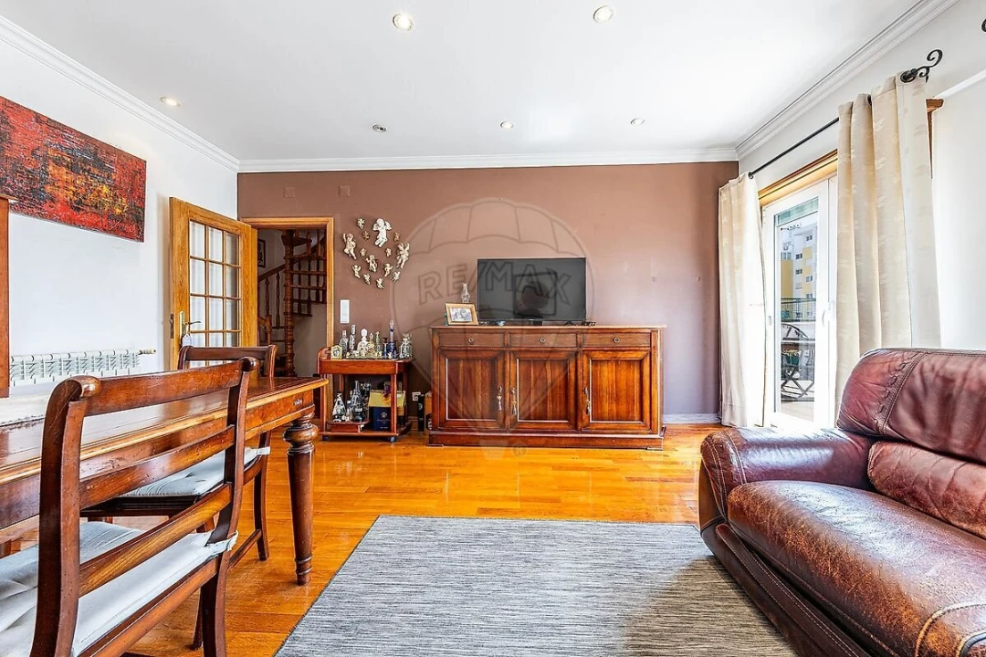 Apartamento T3 para Venda em Penha de França Foto 5