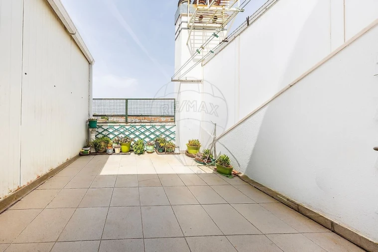 Apartamento T3 para Venda em Penha de França Foto 13