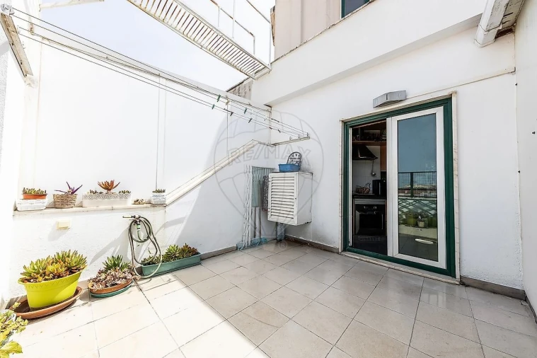 Apartamento T3 para Venda em Penha de França Foto 12