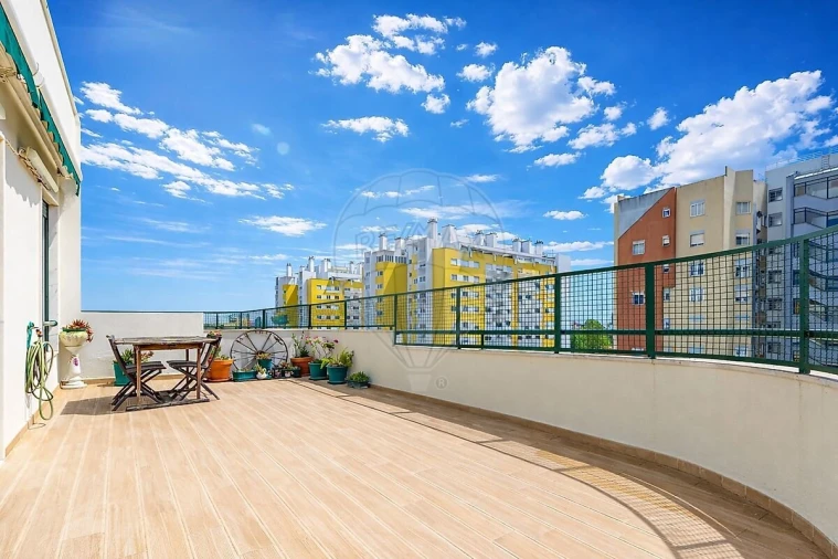 Apartamento T3 para Venda em Penha de França Foto 6