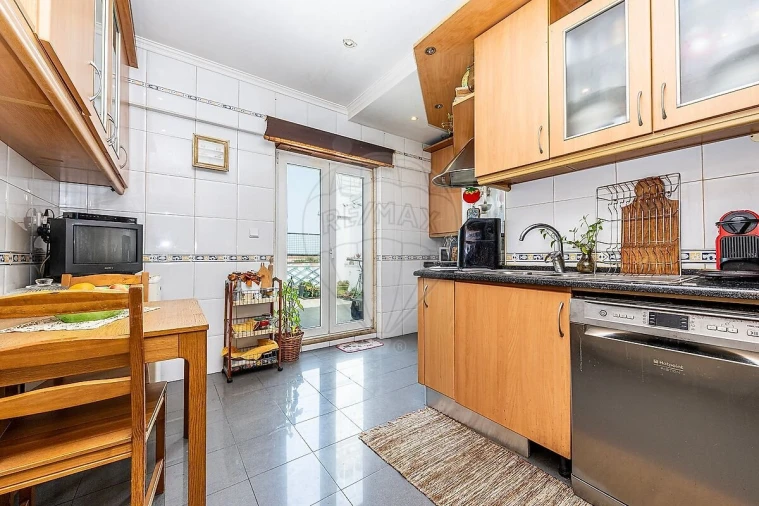 Apartamento T3 para Venda em Penha de França Foto 11