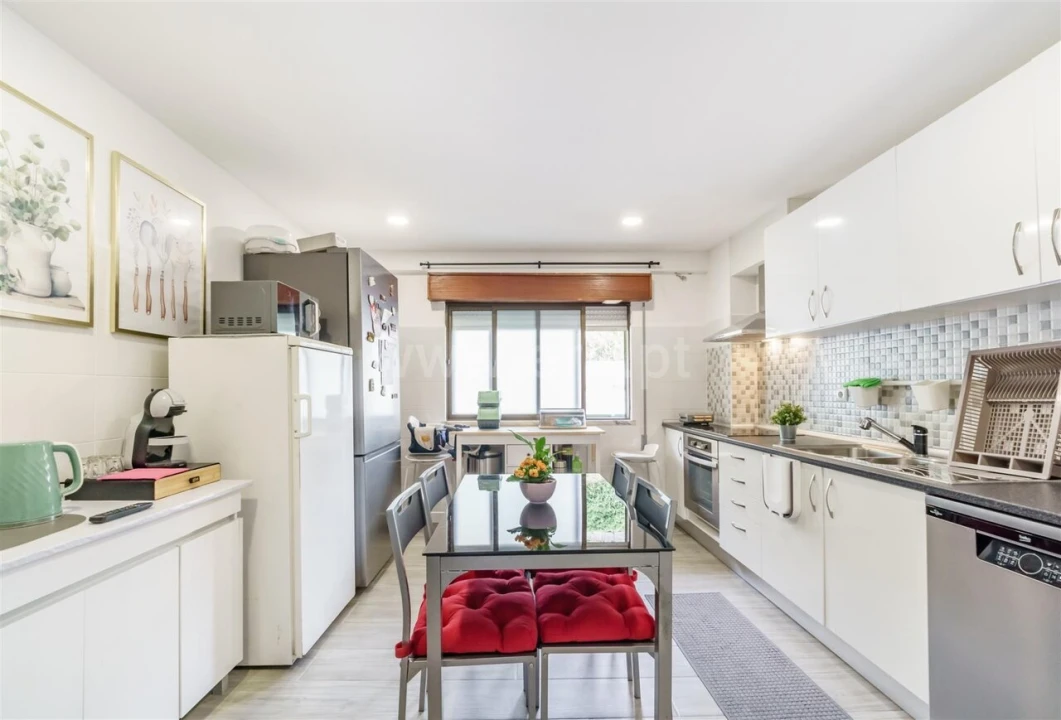 Apartamento T3 para Venda em Covilhã e Canhoso Foto 11