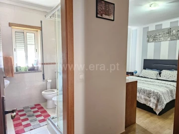 Apartamento T3 para Venda em Telhado