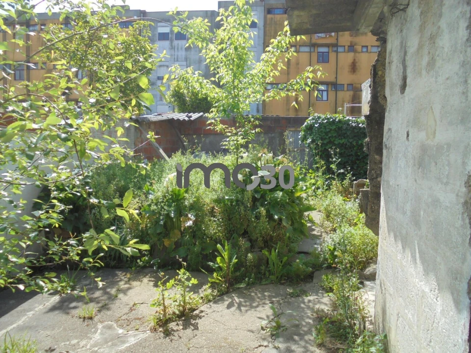 Moradia T2 para Venda em Valongo Foto 5