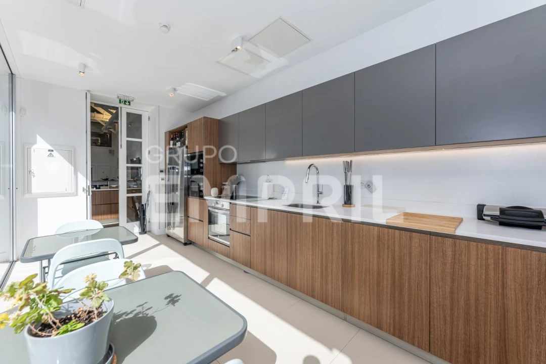 Moradia T4 para Venda em Santa Marinha e São Pedro da Afurada Foto 15