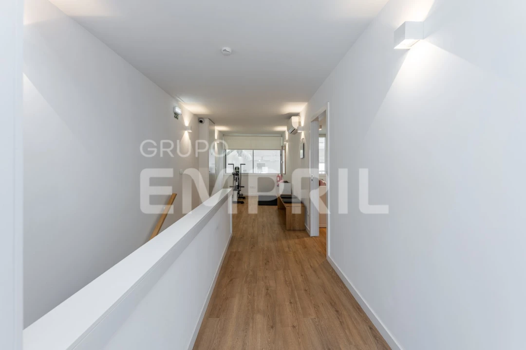 Moradia T4 para Venda em Santa Marinha e São Pedro da Afurada Foto 28