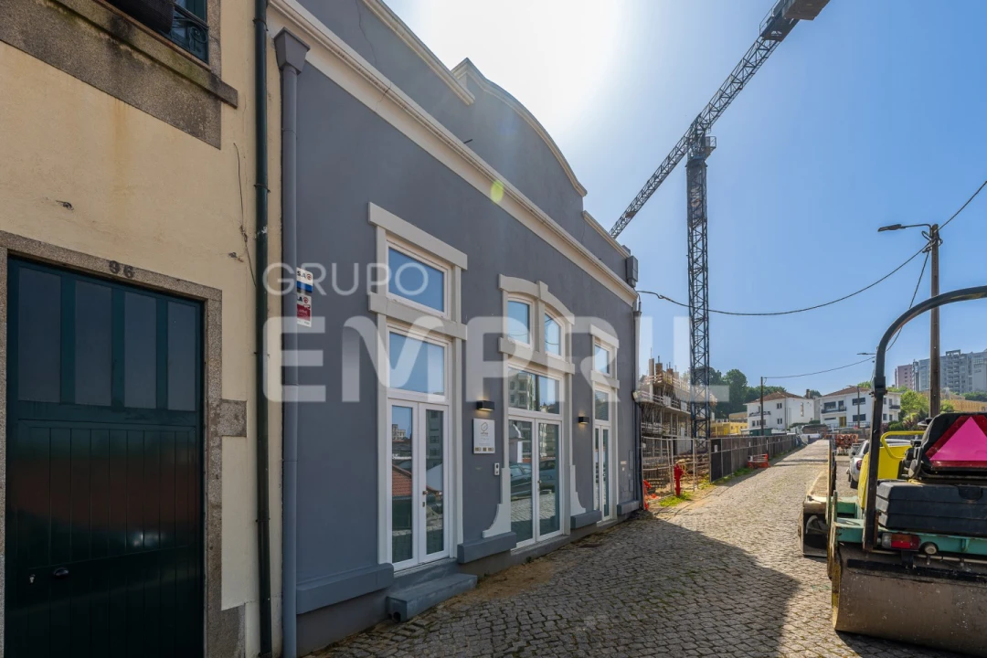 Moradia T4 para Venda em Santa Marinha e São Pedro da Afurada Foto 38