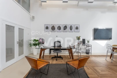 Moradia T4 para Venda em Santa Marinha e São Pedro da Afurada