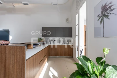 Moradia T4 para Venda em Santa Marinha e São Pedro da Afurada