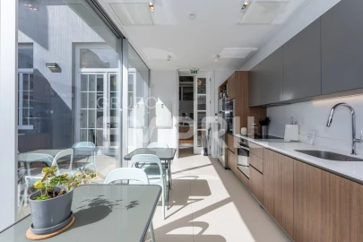 Moradia T4 para Venda em Santa Marinha e São Pedro da Afurada