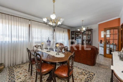 Apartamento T2 para Venda em Gulpilhares e Valadares