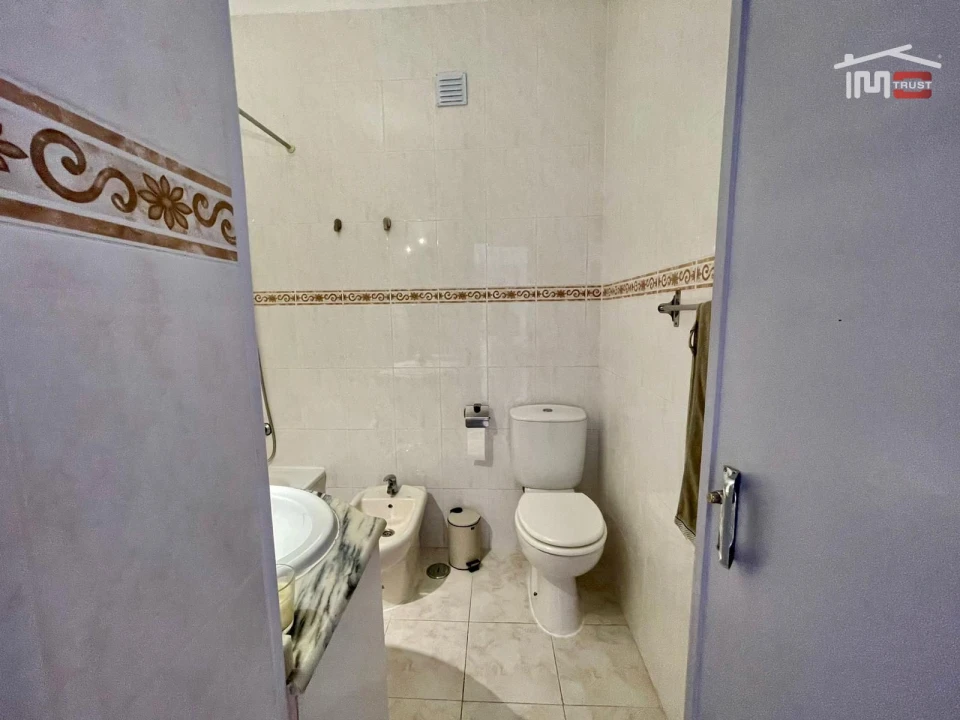 Apartamento T1 para Venda em Barreiro e Lavradio Foto 26