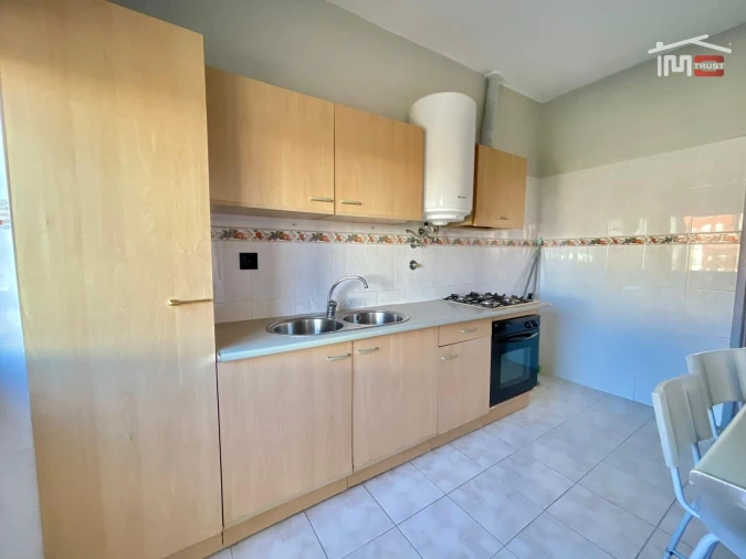 Apartamento T1 para Venda em Barreiro e Lavradio Foto 5