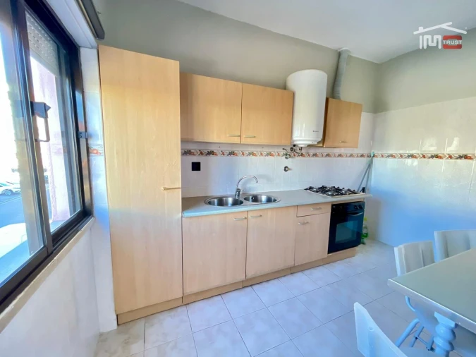 Apartamento T1 para Venda em Barreiro e Lavradio Foto 6