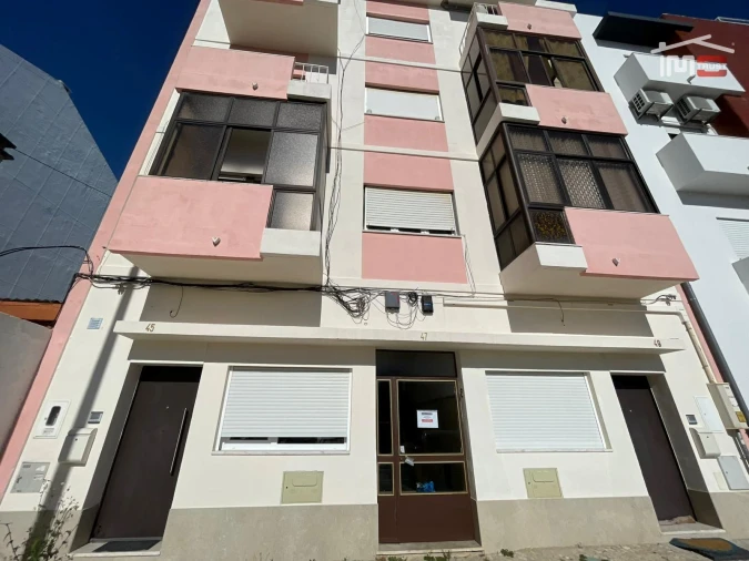 Apartamento T1 para Venda em Barreiro e Lavradio Foto 30