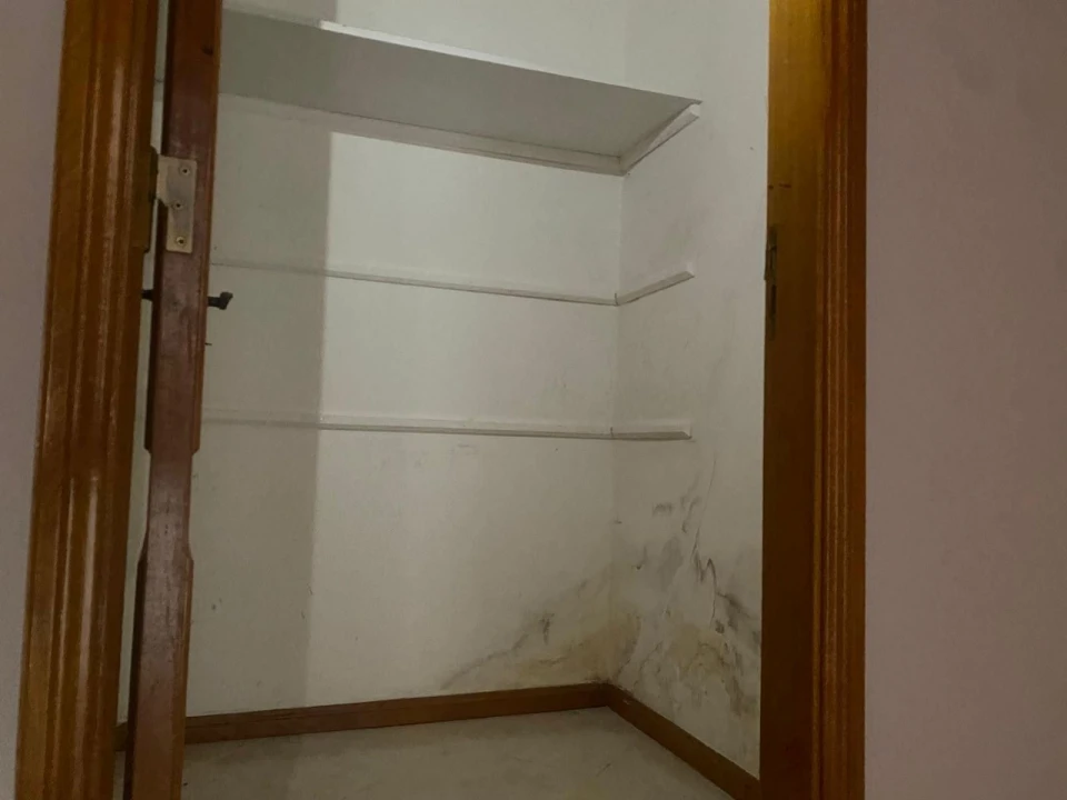 Apartamento T2 para Venda em Rio de Mouro Foto 5
