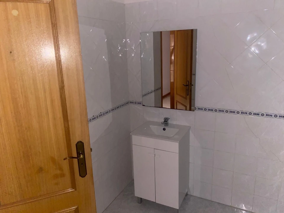 Apartamento T2 para Venda em Rio de Mouro Foto 25