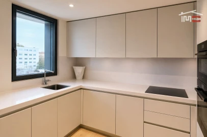 Apartamento T2 para Arrendamento em Parque das Nações