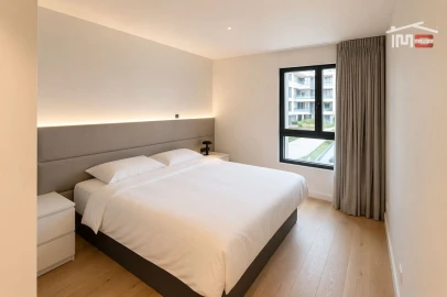 Apartamento T2 para Arrendamento em Parque das Nações