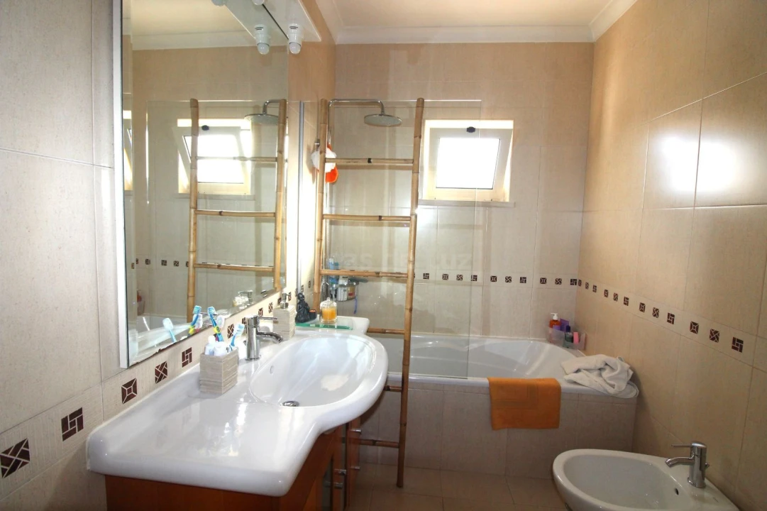 Moradia T3 para Venda em Souto da Carpalhosa e Ortigosa Foto 14