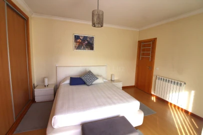 Moradia T3 para Venda em Souto da Carpalhosa e Ortigosa