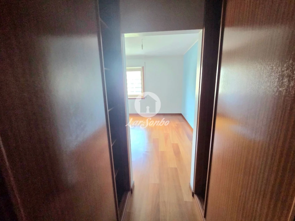 Apartamento T2 para Venda em Cidade da Maia Foto 10