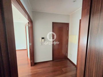 Apartamento T2 para Venda em Cidade da Maia